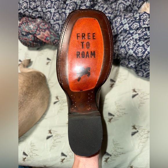 Free to roam women’s boots - Picture 3 of 6